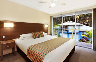 Photo 3 - Flynns on Surf Beach Villas