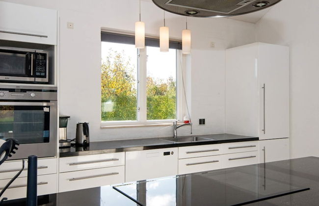 10 Person Holiday Home in Grenaa-by Traum - Foto 26