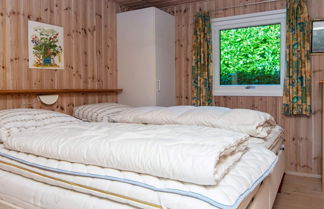 Photo 2 - 8 Person Holiday Home in Glesborg