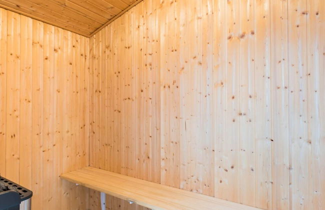 8 Person Holiday Home in Tarm - Foto 2