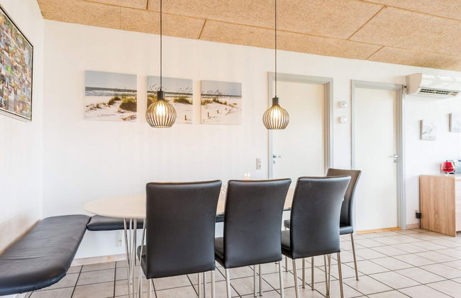 8 Person Holiday Home in Tarm - Foto 6