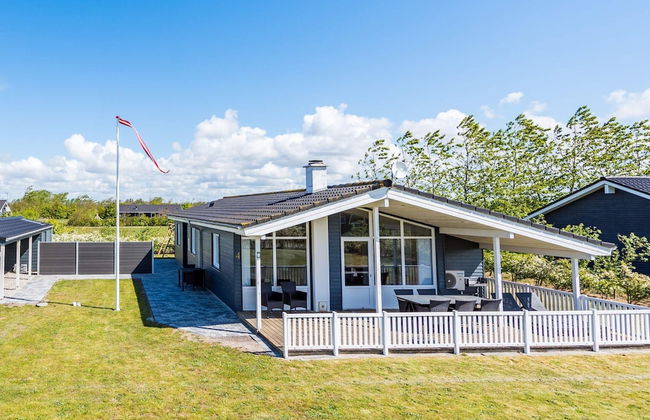 8 Person Holiday Home in Tarm - Foto 1