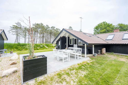 Photo 21 - 6 Person Holiday Home in Blavand