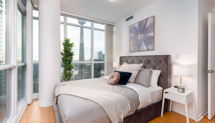 Photo 1 - QuickStay - Elegant & Modern Condo, CN Tower Views