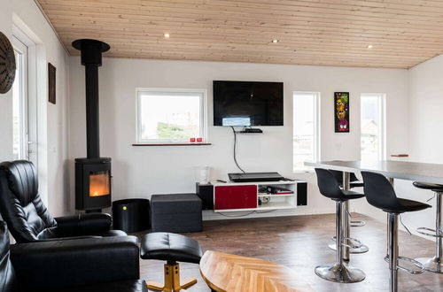 Photo 12 - 4 Person Holiday Home in Hvide Sande