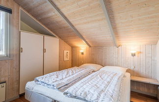 Photo 3 - 6 Person Holiday Home in Hvide Sande