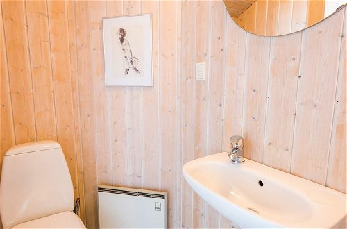 Photo 6 - 6 Person Holiday Home in Hvide Sande