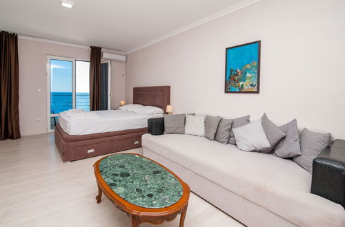 Foto 19 - Open Sea Luxury Apartments