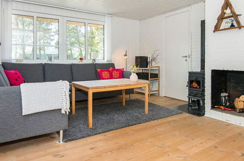 Photo 3 - 4 Person Holiday Home in Ulfborg