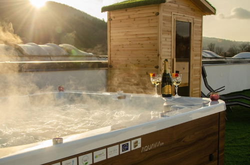 Photo 23 - Rooftop Home With Whirlpool & Sauna