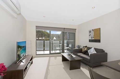 Photo 13 - Astra Apartments Glen Waverley at VIQI