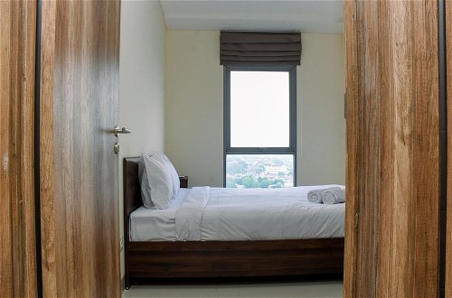 Photo 2 - Fully Furnished With Comfortable Design 1Br Apartment At Pejaten Park Residence