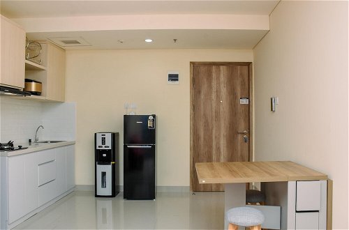 Foto 20 - Fully Furnished With Comfortable Design 1Br Apartment At Pejaten Park Residence