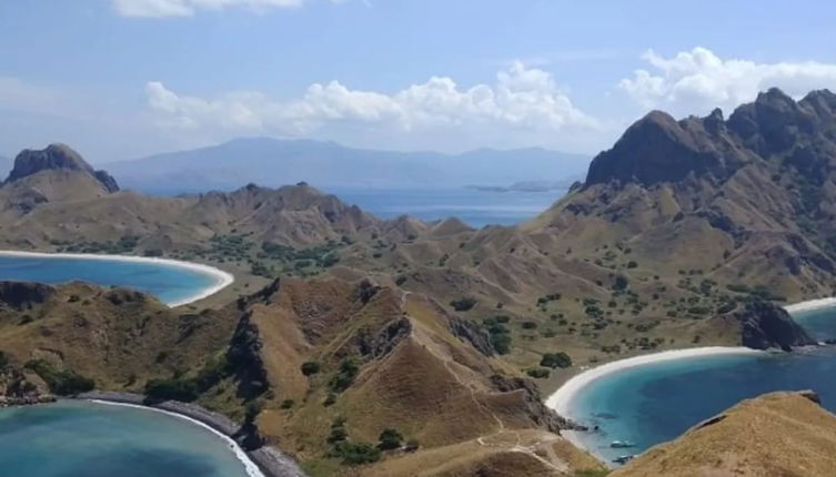 Photo 1 - Komodo Boat Trip