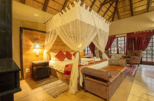 Photo 11 - Lovely Holiday Home Bordering Kruger National Park