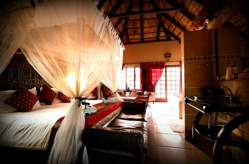 Photo 2 - Lovely Holiday Home Bordering Kruger National Park