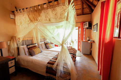 Foto 6 - Lovely Holiday Home Bordering Kruger National Park