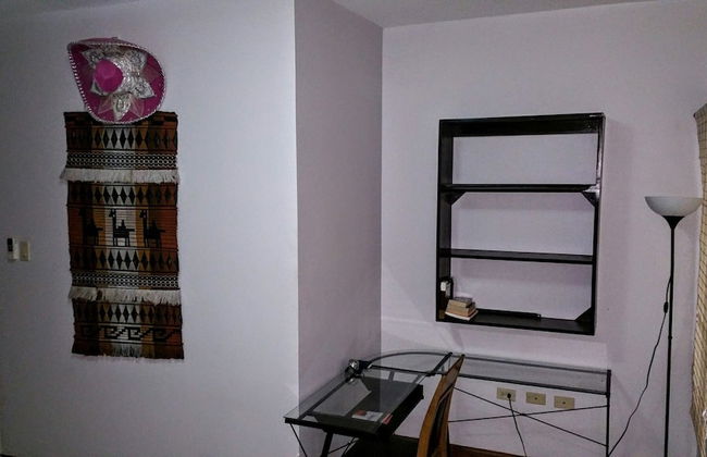 Modern London Decor Guest Apartments - Photo 9