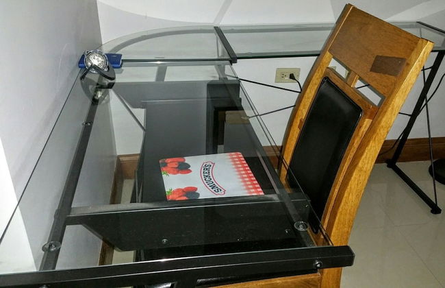 Modern London Decor Guest Apartments - Photo 7