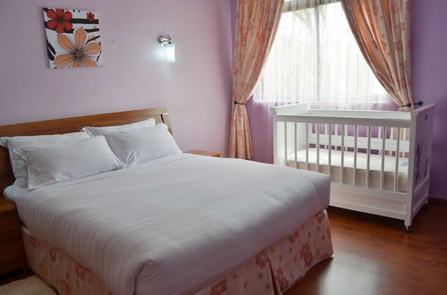 Photo 2 - Fahari Palace Serviced Apartments