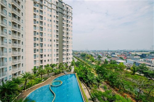 Photo 13 - Wonderful 1BR Apartment at Mustika Golf Residence with Golf View