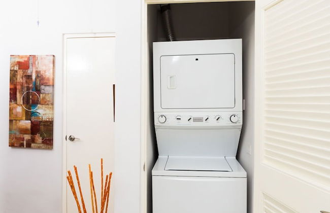 Kingston Luxury Guest Apt at Sullivan - Photo 17