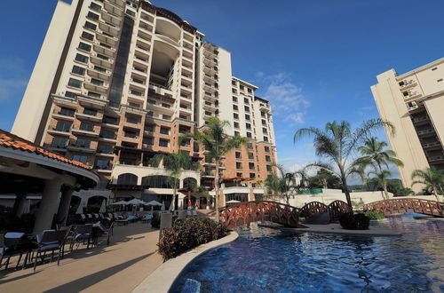 Photo 49 - Luxury Oceanfront Penthouse