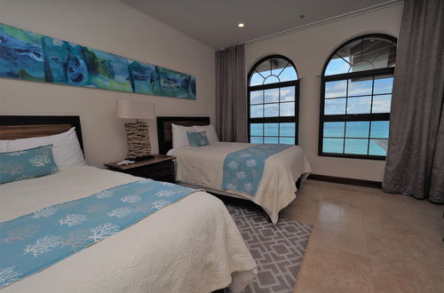 Photo 19 - Luxury Oceanfront Penthouse