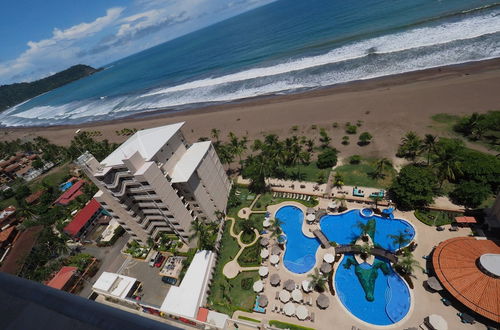 Photo 62 - Luxury Oceanfront Penthouse