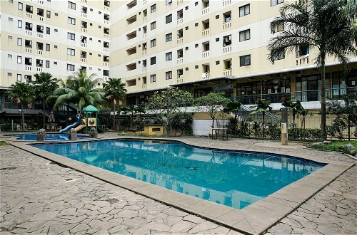 Photo 16 - Best Deal And Comfy 2Br At Kebagusan City Apartment