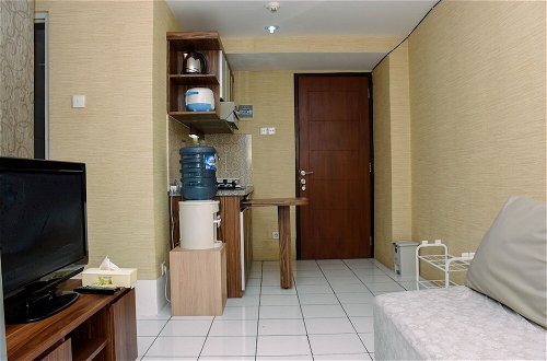 Photo 17 - Best Deal And Comfy 2Br At Kebagusan City Apartment