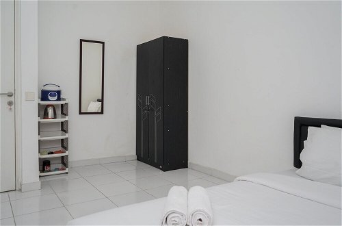 Foto 10 - Cozy And Calm Studio No Kitchen Apartment At Aeropolis Residence