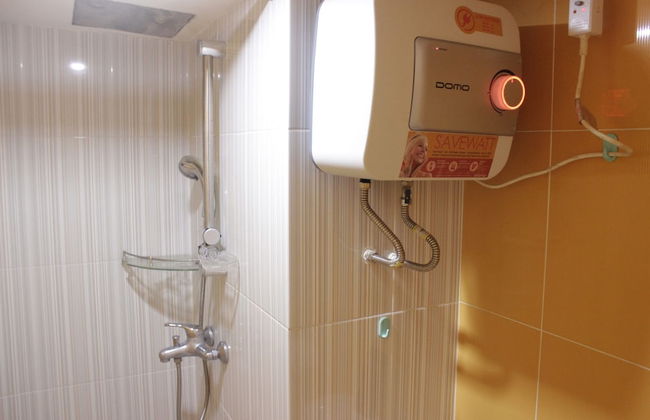 Cozy Studio Apartment At The Jarrdin Near Cihampelas Walk - Photo 5