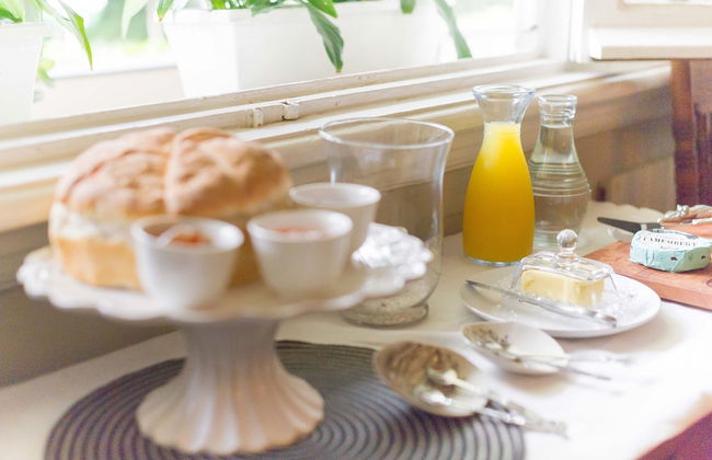 Lovely Guesthouse in Pretoria Welcoming you on a Spacious Room With Breakfast - Photo 20