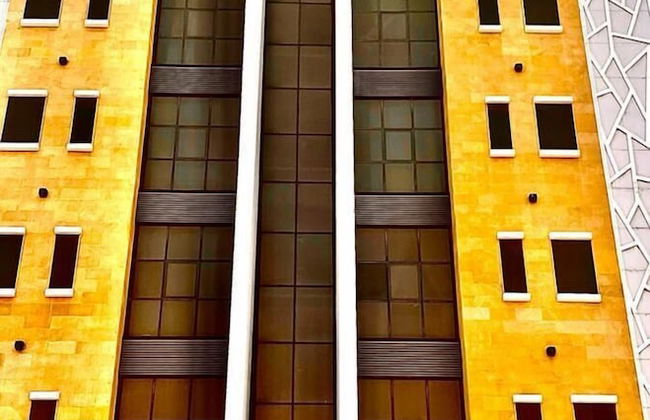 LANDMARK HOTEL - SARI - Foto 1