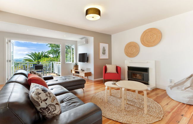 Eight on Church Waiheke Accommodation - Photo 1