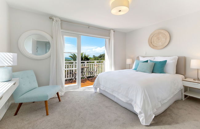 Eight on Church Waiheke Accommodation - Photo 2