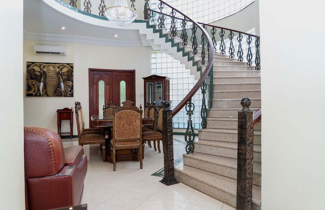 Mini-Mansion Villa Adjacent To The Beach - Foto 33