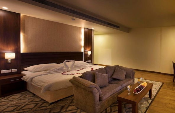 Lily Hotel Suite Mubarraz - Foto 16