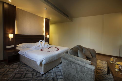 Photo 4 - Lily Hotel Suite Mubarraz