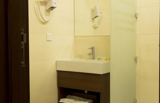 Lily Hotel Suite Mubarraz - Foto 5