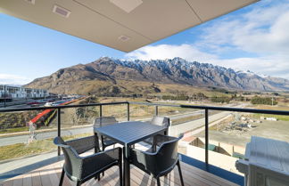 Foto 1 - Executive 2 Bedroom Apartment Remarkables Park