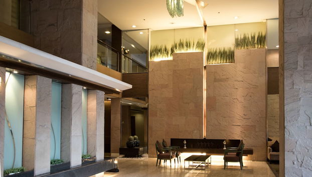 Coin salon dans le hall