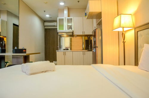 Photo 11 - Prime Location Studio Apartment at Elpis Residence near Ancol