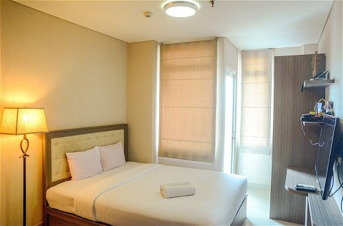 Photo 6 - Prime Location Studio Apartment at Elpis Residence near Ancol