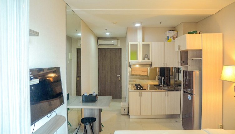 Foto 1 - Prime Location Studio Apartment at Elpis Residence near Ancol