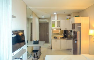 Foto 1 - Prime Location Studio Apartment at Elpis Residence near Ancol