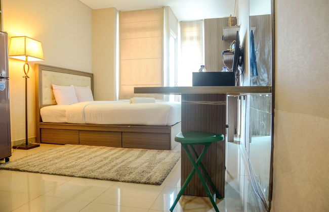 Prime Location Studio Apartment at Elpis Residence near Ancol - Foto 29