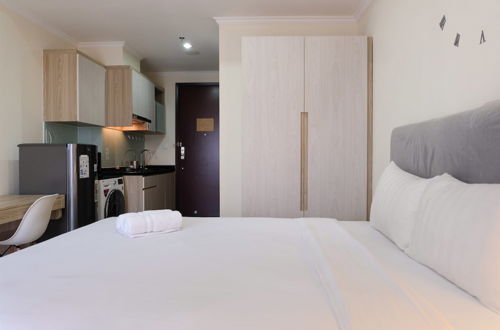 Photo 23 - Best Price Studio Menteng Park Apartment