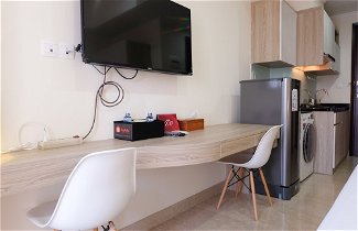 Photo 2 - Best Price Studio Menteng Park Apartment